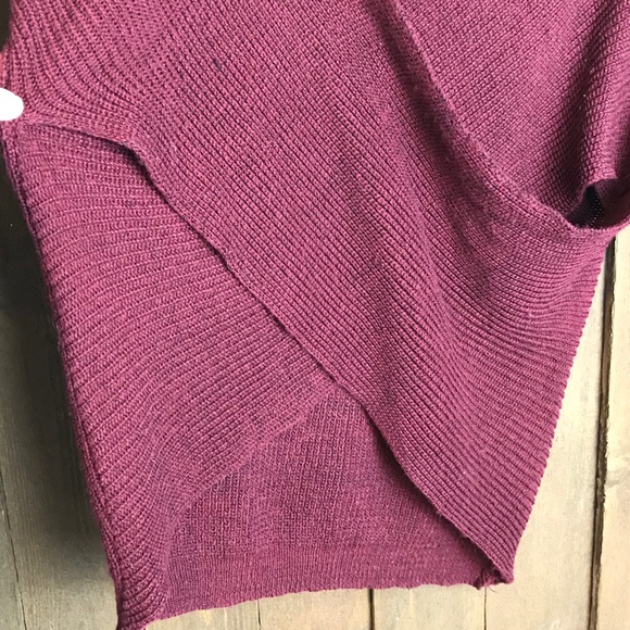 ASTR The Label Knit Red Long Sleeve Cross Over Top - Picture 8 of 12